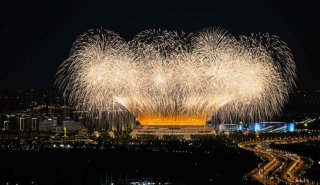 董关鹏：在雪山下的公园城市成都看年轻人的盛会，是一次“全球治愈”